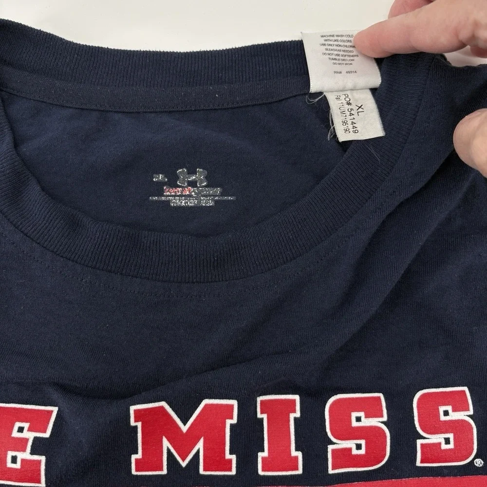 Under Armor Ole Miss Rebels Navy T-Shirt Size XL
